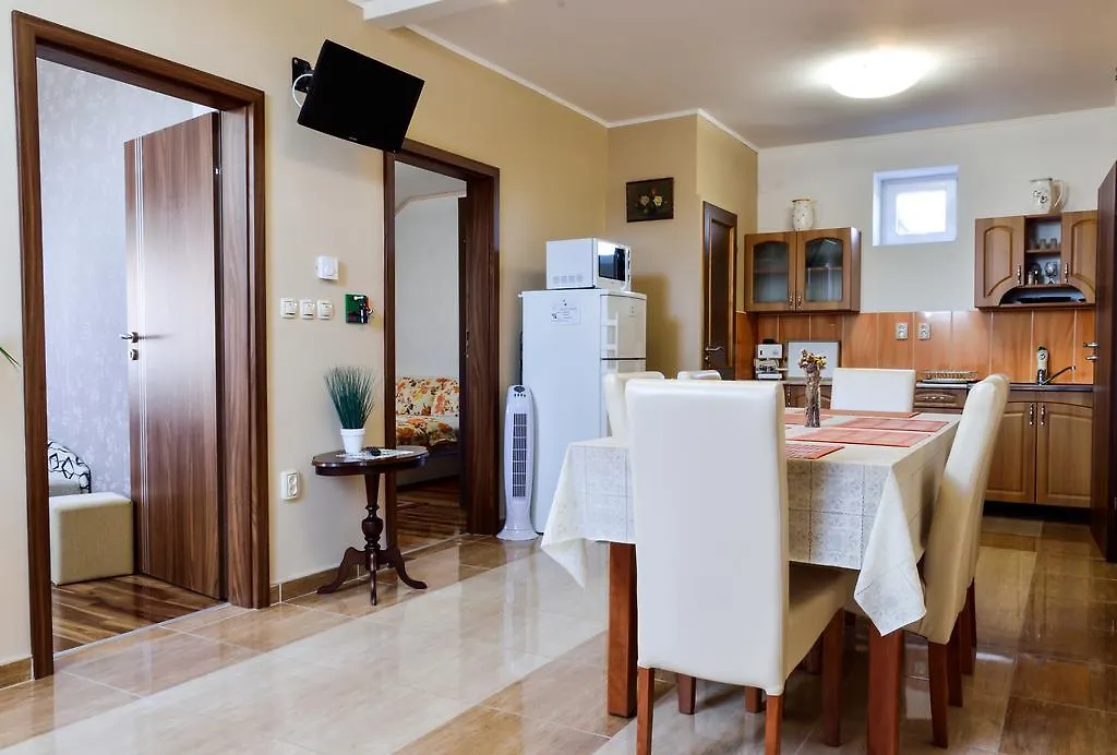 Apartment Harmonia Apartmanhaz Eger Hungary